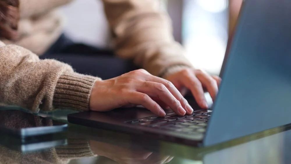 Ziskový online portál pro získávání klientů na finanční a jiné služby